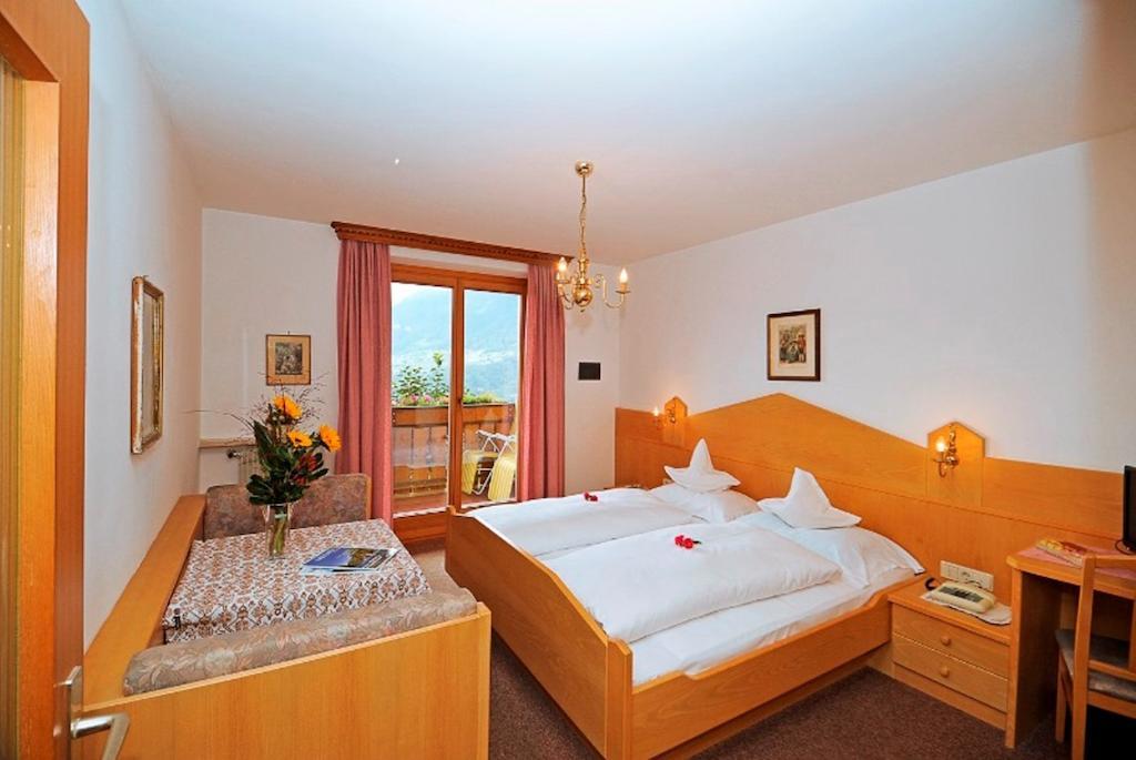 Pension Laurin Schenna Extérieur photo